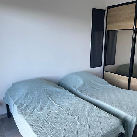 Bel Appartement Spacieux A Porto-Vecchio, 10Min A Pieds Du Centre Ville Esterno foto