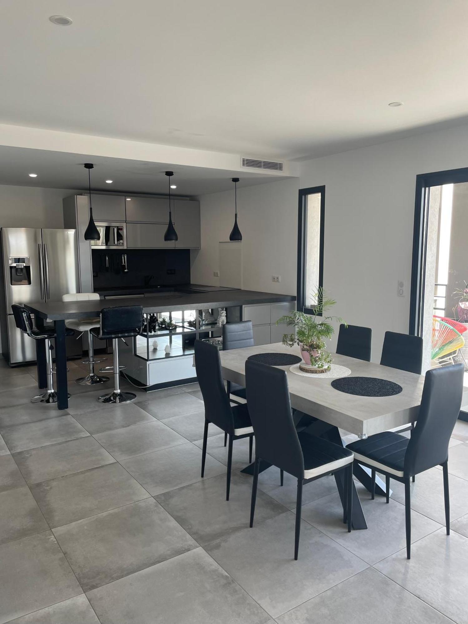 Bel Appartement Spacieux A Porto-Vecchio, 10Min A Pieds Du Centre Ville Esterno foto